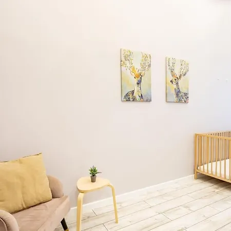 - Large And Comfy Daire Budapeşte