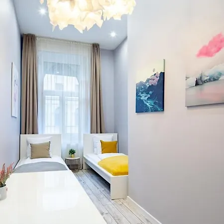 - Large And Comfy Appartement Budapest
